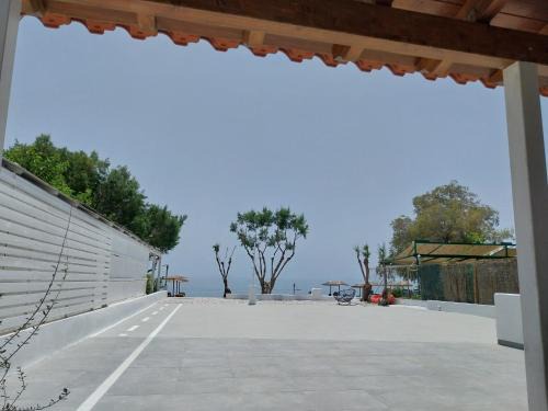 Kampos Marathokampou Apartment | Sea balcony