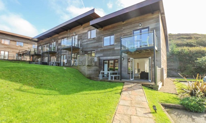 Porthtowan House | Sea Breeze 17 Gannel