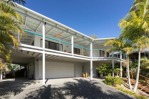 Elizabeth Beach House | Sea Breeze