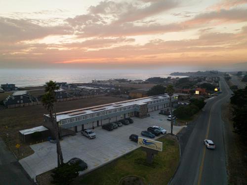 San Simeon Hotel | Sea Breeze Inn - San Simeon