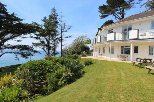 Seaton House | Sea Breeze - Mount Brioni