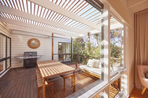 Jan Juc House | Sea Breeze Pool House - Jan Juc