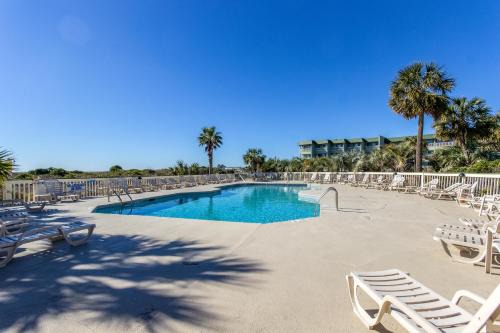 Isle of Palms Apartment | Sea Cabin 227-B