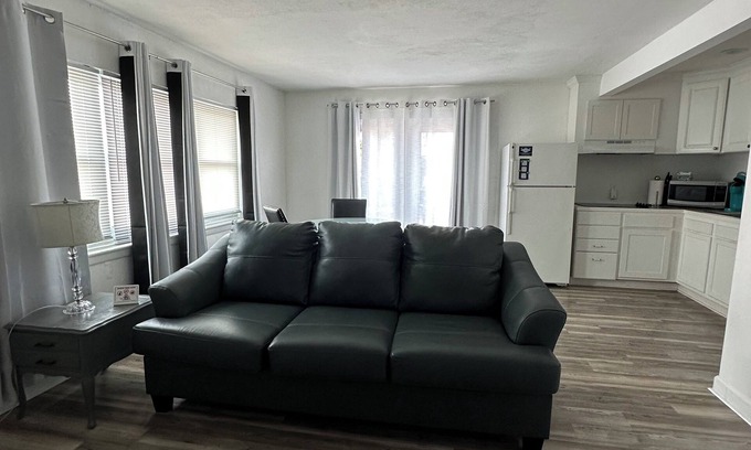 Bayview Apartment | SEA-clusion 3 cozy 1 bedroom apartment across the street from the beach!