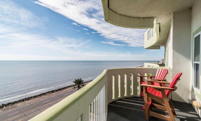 Galveston Apartment | Sea Deuce by the Ocean