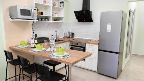 Neoi Epivates Apartment | Sea Esta 2 bedroom by the beach