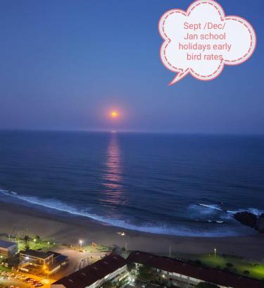 Kingsborough Apartment | Sea facing apartment 1703 on High Tide Amanzimtoti