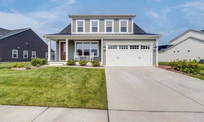 Lewes House | Sea Foam Sanctuary- Coastal Club- 4BR home w/fenced backyard-pet friendly, pool