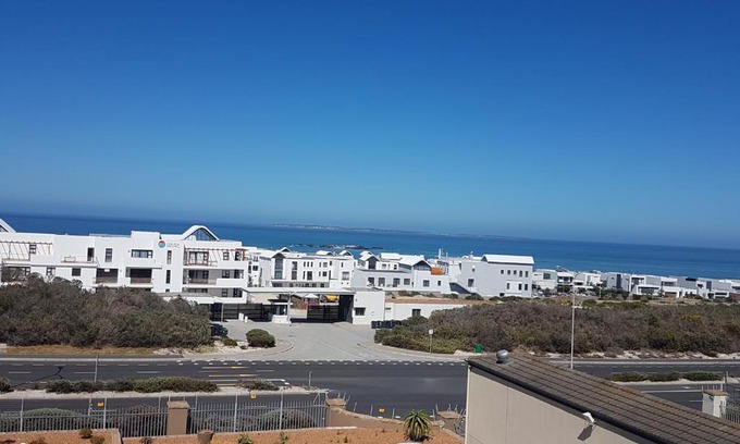 Big Bay Apartment | Sea Gem