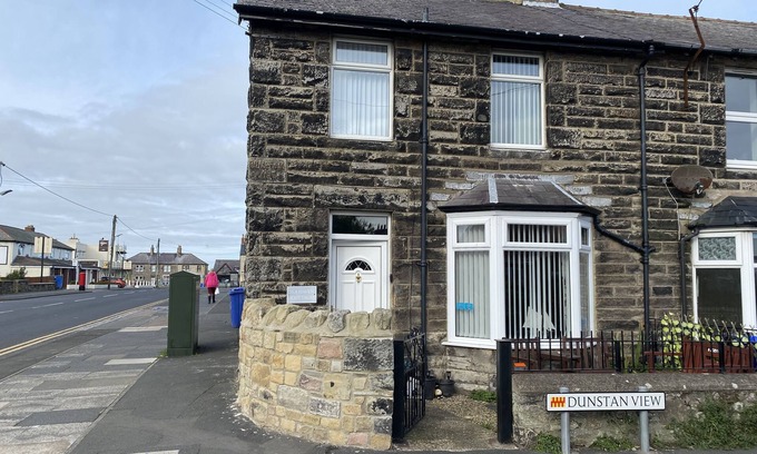 Seahouses Cottage | Sea Haven - 3 bed dog friendly cottage with free WIFI