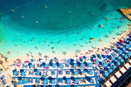 Selce House | SEA HOUSE pool & jacuzzi, bikes, SUP - PRIVILEGE POINT camping & villas