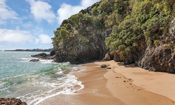 Kerikeri House | Sea it All - Kerikeri Holiday Home
