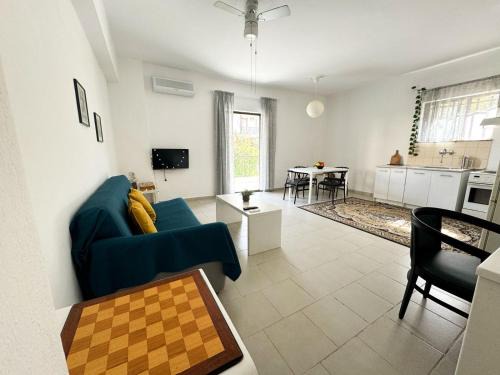 Paralia Porovitsis Apartment | Sea la vie