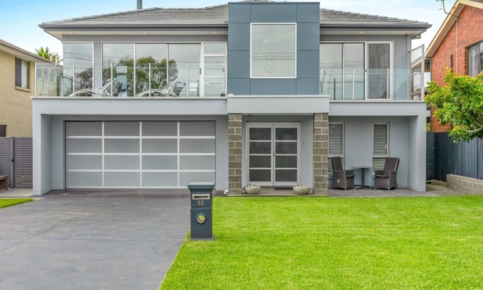 Culburra Beach House | Sea La Vie - Pet Friendly with Fireplace and Swimming Pool & Spa