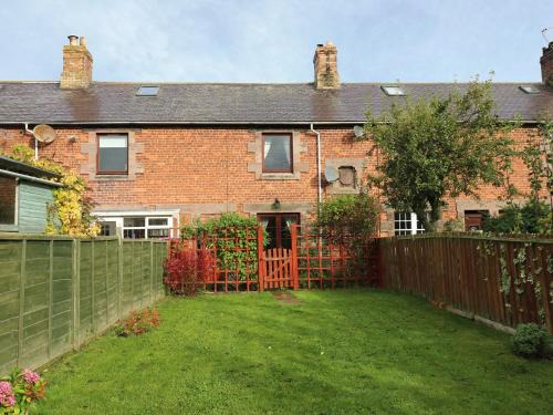 Berwick-upon-Tweed House | Sea Lily