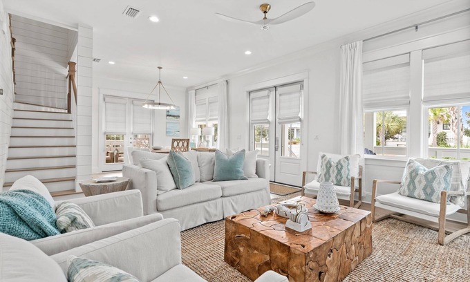 Lakeside at Blue Mountain Beach House | Sea Pointe Cottage – Stunning/Pet Friendly/4B 4.5B/6-Seater Golf Ct