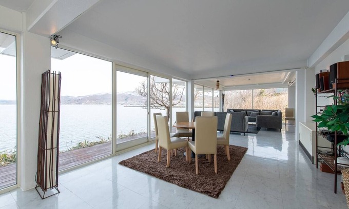 Niseko Villa | Sea Side House Toya