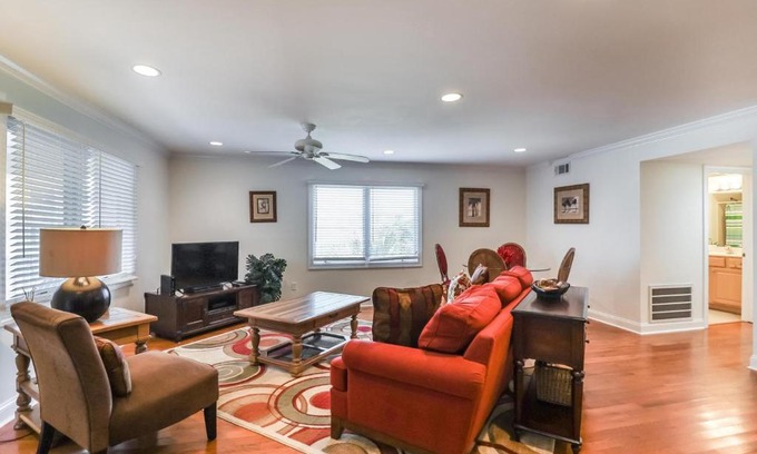 Tybee Island Villa | Sea Sight Villa B