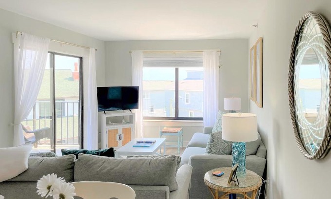 Wrightsville Beach Apartment | Sea Sisters