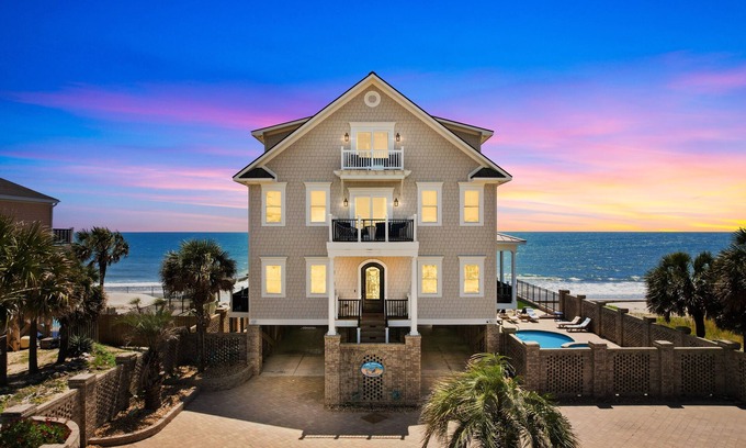 Inlet Harbour House | Sea Something Beautiful 6 Bedrooms Oceanfront