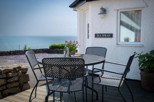 Moelfre House | Sea Spray