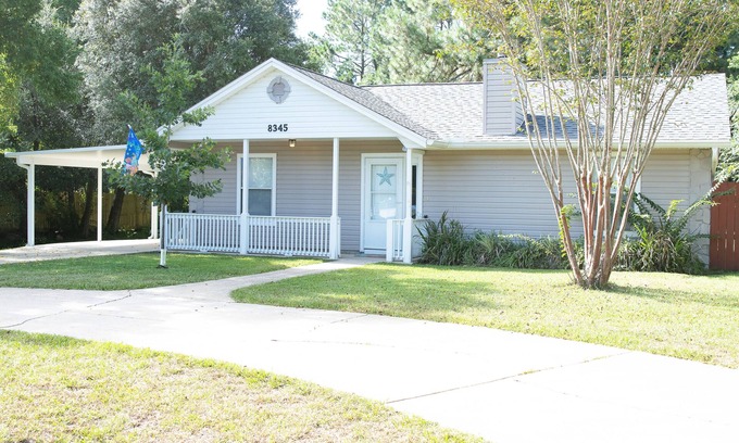 Navarre House | Sea Turtle House Minutes from the beach