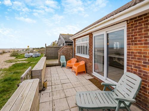 Pagham House | Sea Urchins - Uk48896