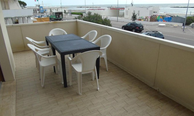 Lido delle Nazioni Apartment | Sea view apartment Antares