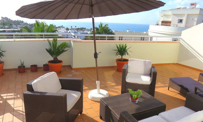 Tavira Apartment | Sea view apartment near Porto de Mós beach - Lagos