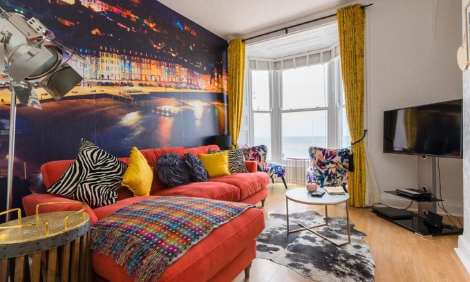Aberystwyth Apartment | Sea view Ar Lan y Mor LUXURY APARTMENT