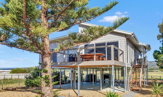 Aldinga Beach House | Sea View at Silver Sands - C21 SouthCoast Holidays