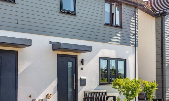 Llanfaelog Cottage | SEA VIEW, pet friendly, country holiday cottage in Llanfaelog