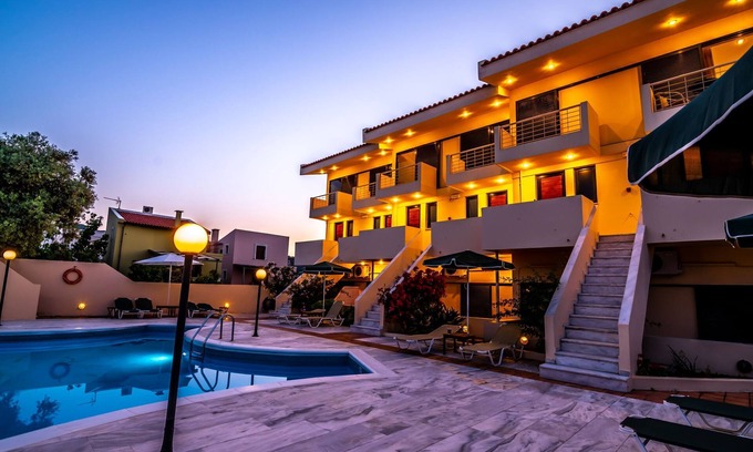 Stalos Apartment | Sea view room in Orestis hotel
