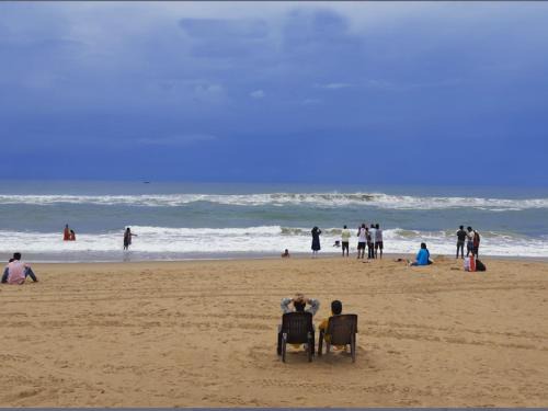 Mathura House | SEA VIEW & SWIMMING POOL HOTEL SGHR ! PURi Air-Conditioned Rooms with Balconies, Restaurant, LIFT & Free Wi-Fi - Best Hotel In Puri