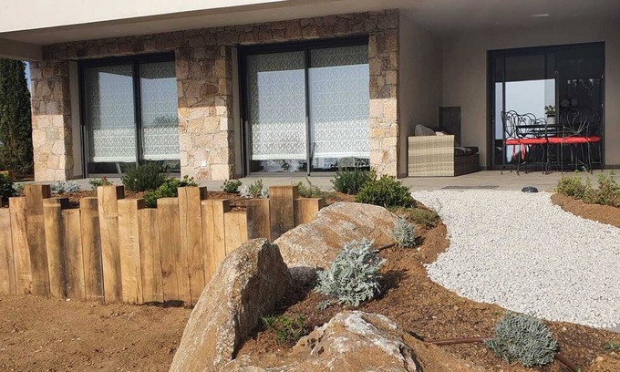 Corbara Apartment | Sea view villa with garden, 5 minutes from the beach