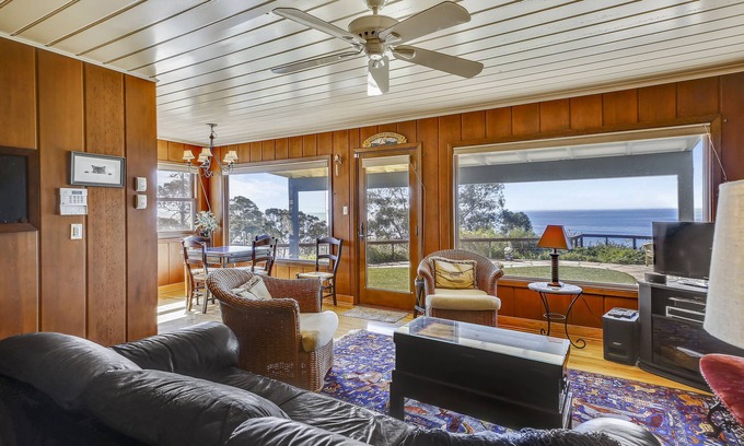 Aptos House | Seacliff Rose on Bluff: Oceanfront Retreat, Panoramic Views, Pet-Friendly