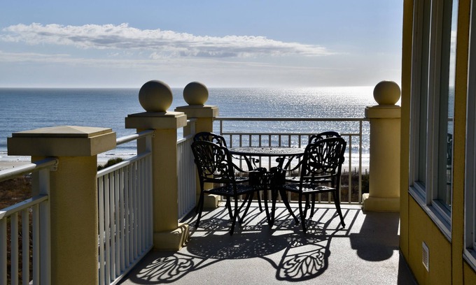 Daufuskie Island Villa | SEACLUSION Villa- Beautiful OCEANFRONT PENTHOUSE views of Pool/Beach