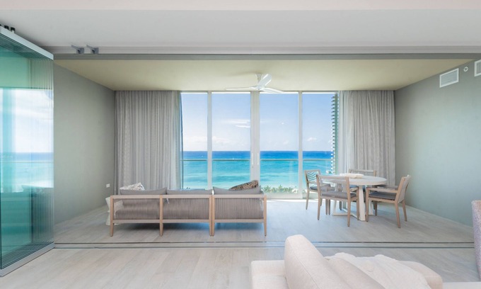 Seven Mile Beach House | Seafire Residence N701