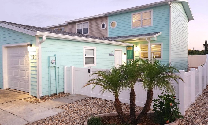 Port Canaveral House | Seaglass Shores, Steps to the Beach