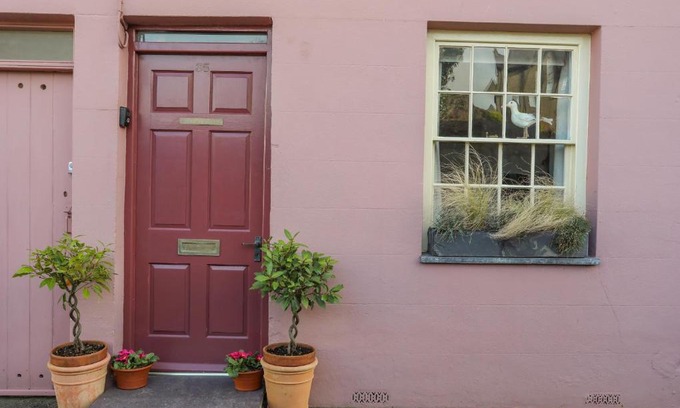 Beaumaris House | Seagull Cottage