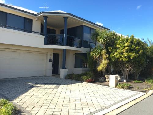 Rockingham Villa | Seahaven by Rockingham Apartments
