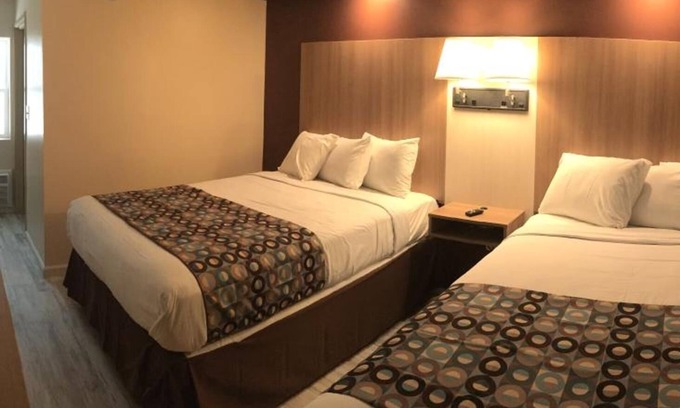 Wildwood Hotel | Seahorse Inn