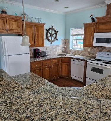 Port Bolivar House | Seahorse Sea Fish Camp Sleeps 16