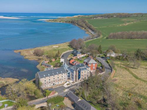 Waren Mill House | Seal Bay