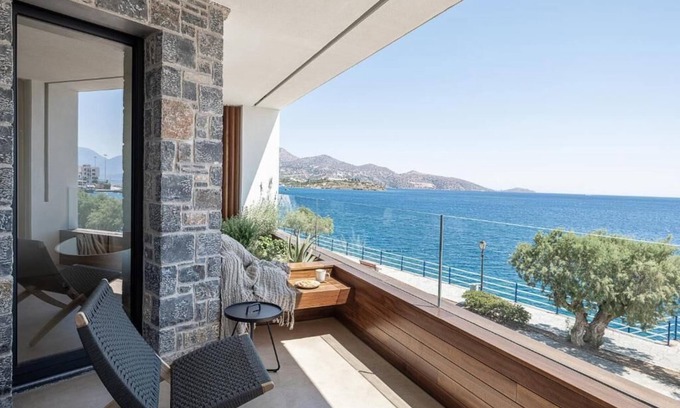 Agios Nikolaos House | Seannamon suites