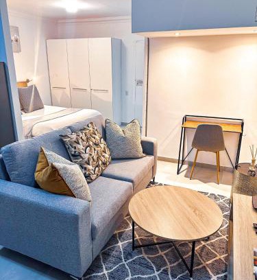 Three Anchor Bay Apartment | Seapoint escape stylish studio