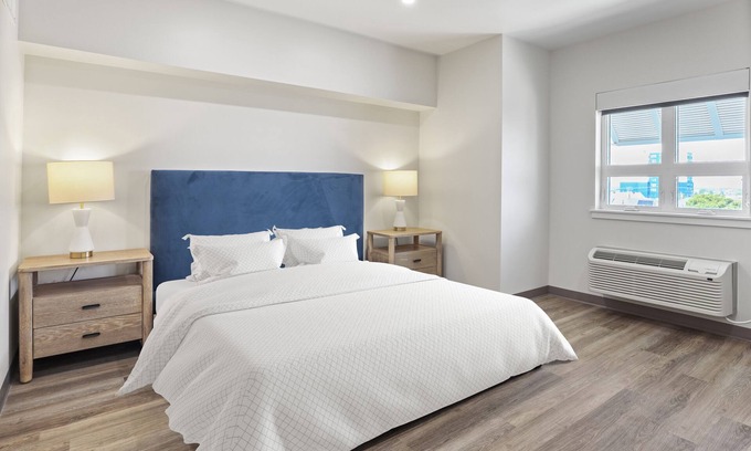 Cape May - Wildwood Hotel | Seaport Suites