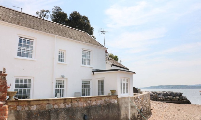 Exmouth Cottage | SEARLES, pet friendly, luxury holiday cottage in Lympstone