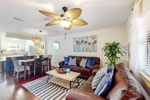 Saint Simons Island Apartment | Seas the Day