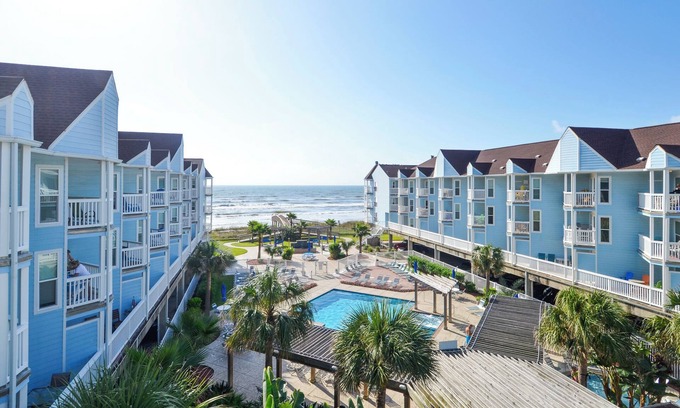 Galveston Condo | Seascape 1307 - A Sunny Seahorse